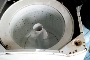 máquina de lavar quebrada