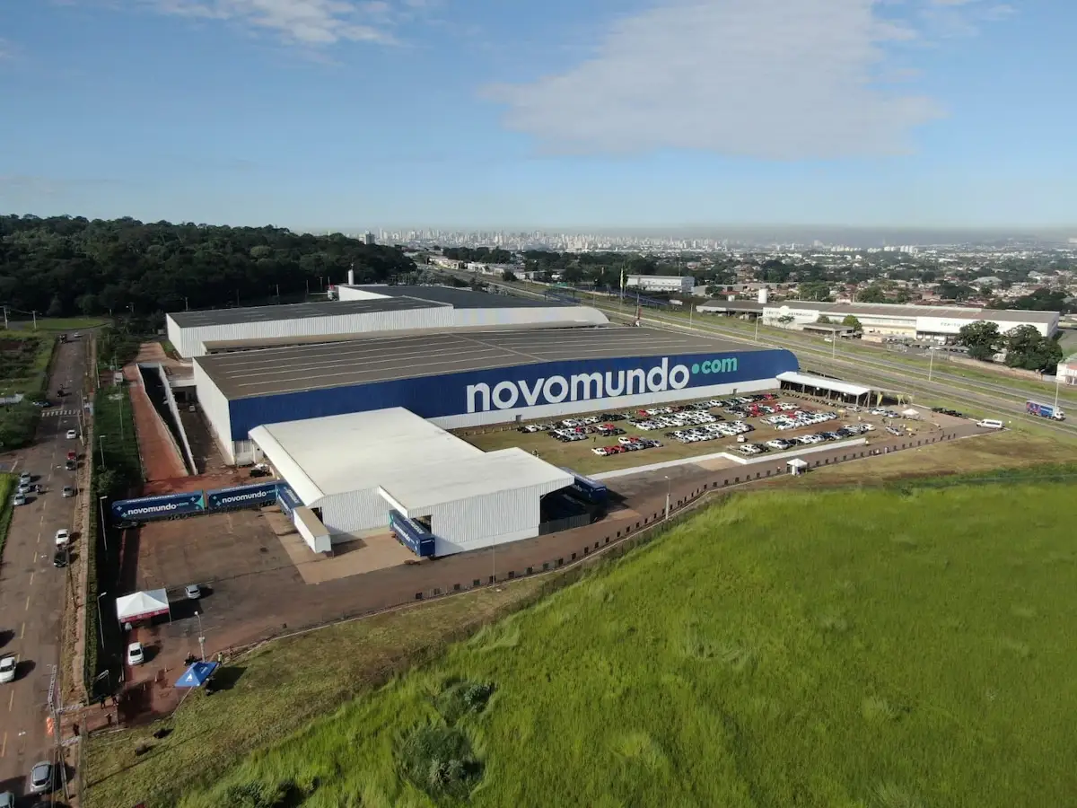 Vista aérea do centro de distribuição da Novo Mundo às margens da BR-060, em Goiânia