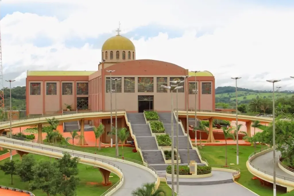 Santuário Basílica do Divino Pai Eterno