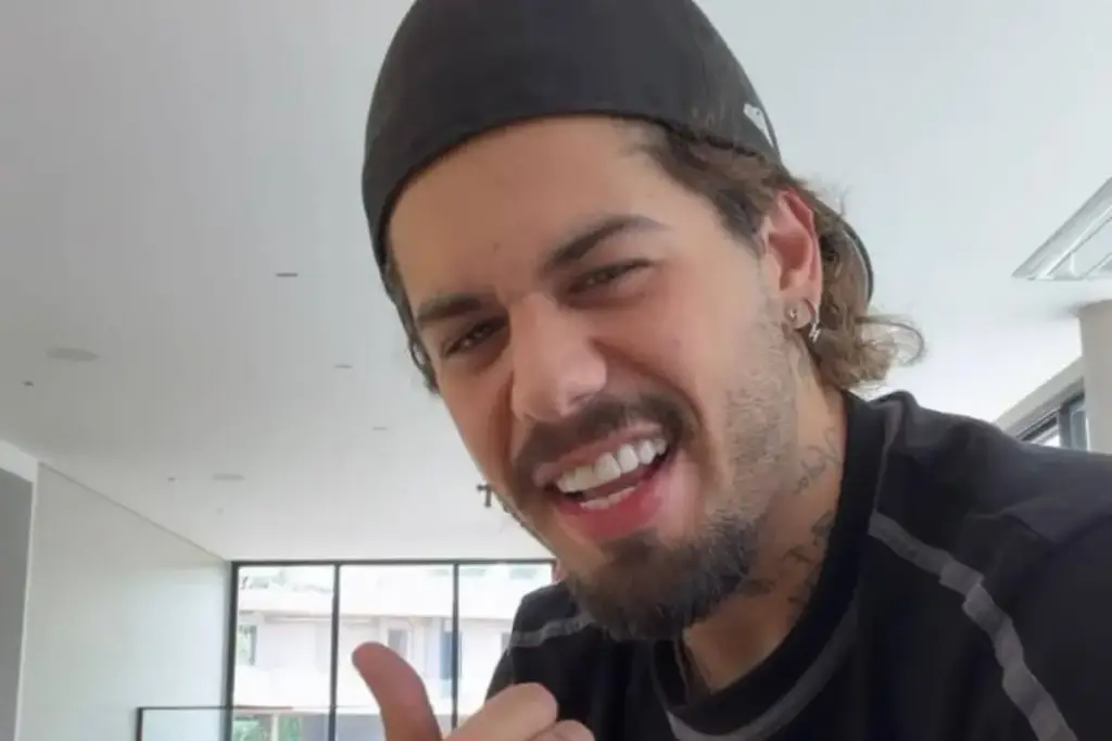 Zé Felipe contando sobre o diagnóstico