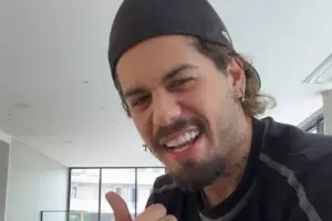Zé Felipe contando sobre o diagnóstico