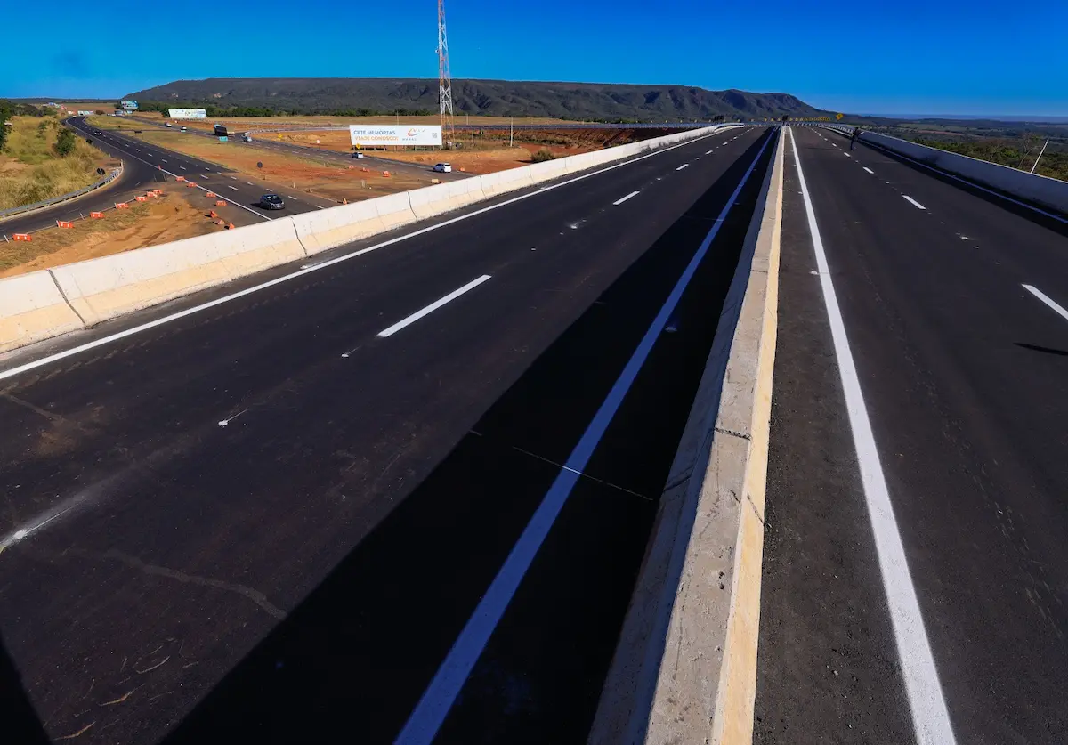 Obras em diferentes regiões de Goiás ampliam a infraestrutura e favorecem o desenvolvimento econômico e social. (Foto: Divulgação)