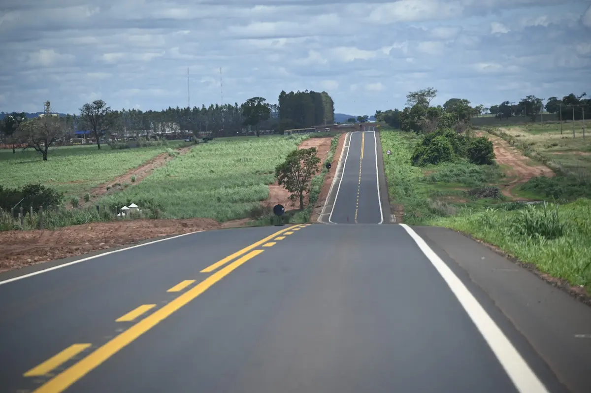 Investimentos estaduais contemplam rodovias, unidades de saúde e equipamentos públicos para melhorar os serviços oferecidos à população goiana. (Foto: Divulgação)